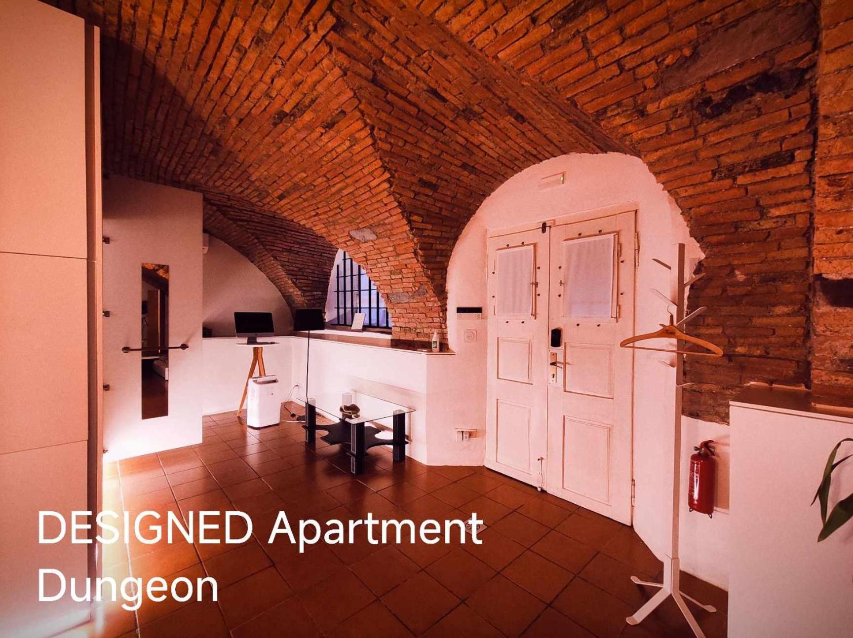 לובליאנה Dungeon Apartment מראה חיצוני תמונה
